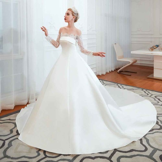 Romantic Lace Long Sleevess Princess Satin Wedding Dress
