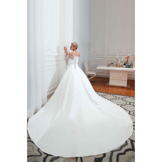 Romantic Lace Long Sleevess Princess Satin Wedding Dress