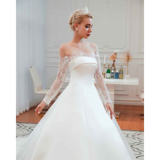 Romantic Lace Long Sleevess Princess Satin Wedding Dress