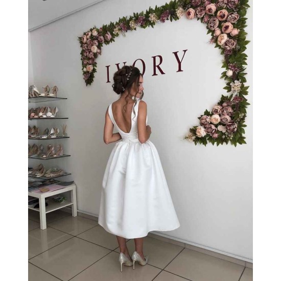 V neck White Pleats Sleeveless Short Summer Beach Wedding Dresses