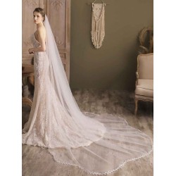 Ivory One-Tier Tulle Finished Edge Waterfall Long Wedding Veils