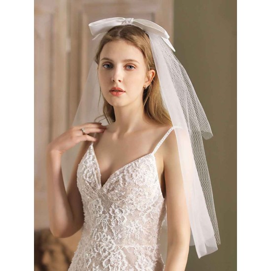 Classic Ivory Three-Tier Bows Mesh Cut Edge Medium Wedding Veil