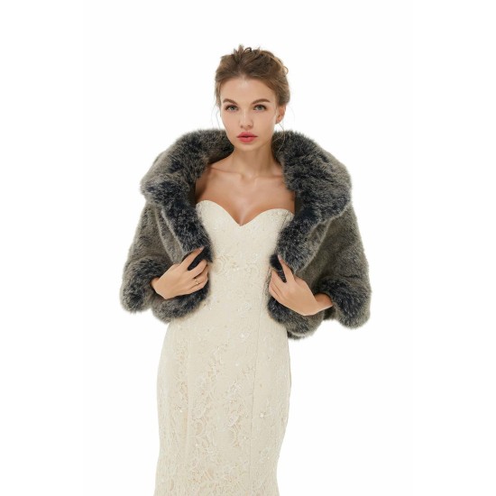 Amey - Winter Faux Fur Wedding Wrap