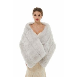 Berey - Winter Faux Fur Wedding Wrap