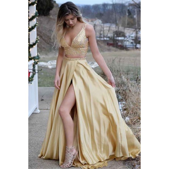 Chic Gold Two Pieces V-Neck Evening Dresses V-Neck Sleeveless Crystals Prom Party Gowns