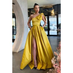 Glorious One Shoulder Yellow Prom Dress Split Long With Pockets