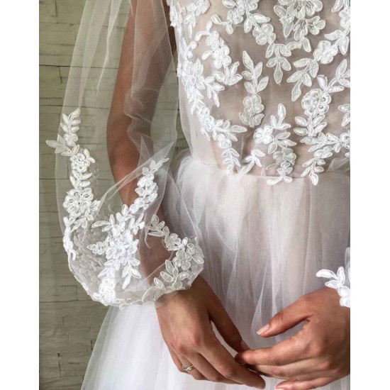Chic See Through Tulle Lace Appliques Evening Gowns Chic Bubble Sleeves Long Prom Dresses