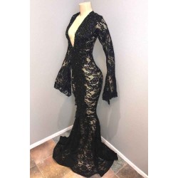 Chic Black Lace V-neck Long Sleevess Mermaid Prom Dresses Sheer Floor Length Evening Gowns