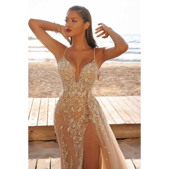 Sexy Spaghetti-Straps Mermaid Lace Evening Gowns With Slit