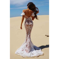 Off-the-Shoulder Wholesale Evening Dresses Different Lace Nude Lining Prom Party Gowns