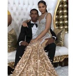 Sparkling Crystal Appliques Straps Prom Dresses Open Back Fit and Flare Evening Gowns