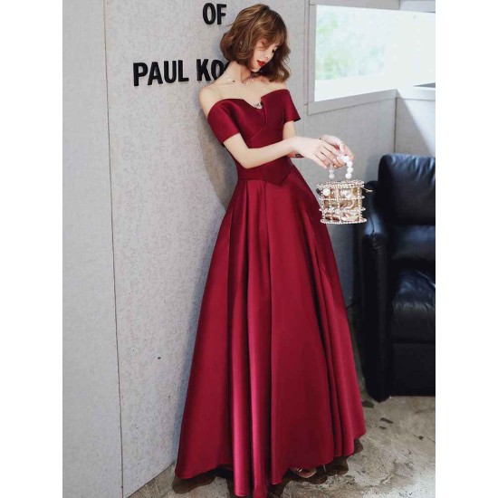Amazing Evening Dress A-Line Bateau Neck Matte Satin Floor-Length Pleated Formal Party Dresses