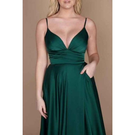 Chic Green Spaghetti-Straps Sleeveless Column Satin Evening Dresses With Ruffles