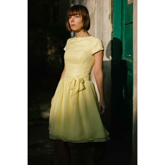 A-line Small Round Collar Knee Length Chiffon Bridesmaid Dress