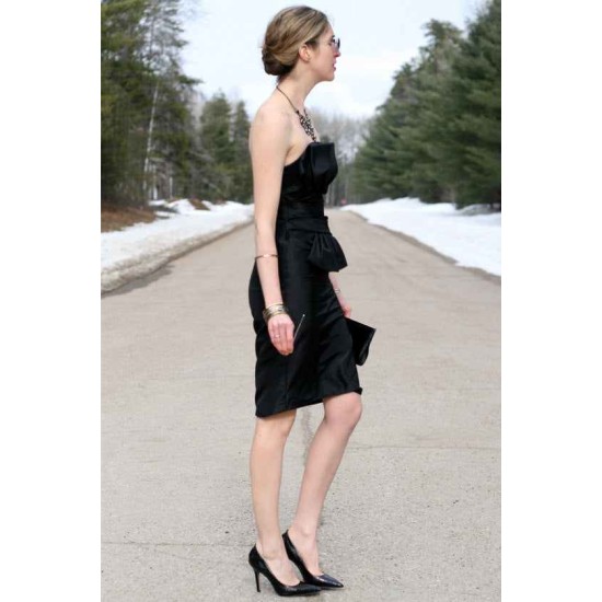 A-line Strapless Knee Length Chiffon Belt Bridesmaid Dress