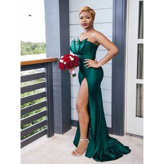 Charming Off-the-Shoulder Ruched Sleeveless Bridesmaid Dresses