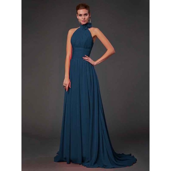 Charming Halter Sleeveless Hand-Made Flower Long Chiffon Bridesmaid Dresses