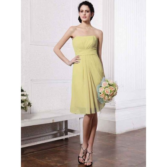 Charming Strapless Sleeveless Pleats Short Chiffon Bridesmaid Dresses