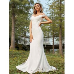 Charming Lace Off-the-Shoulder Sleeveless Bridesmaid Dresses