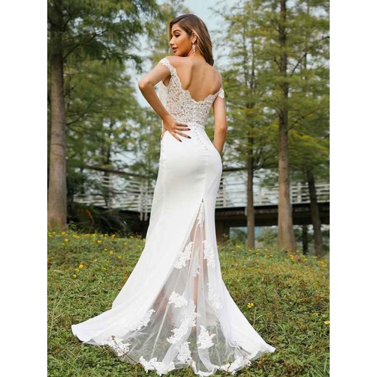 Charming Lace Off-the-Shoulder Sleeveless Bridesmaid Dresses