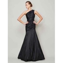 Classy Sleeveless One Shoulders Pleats Long Taffeta Bridesmaid Dresses