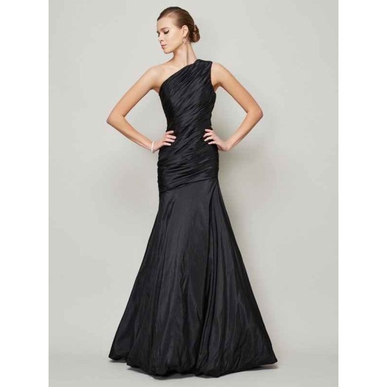 Classy Sleeveless One Shoulders Pleats Long Taffeta Bridesmaid Dresses