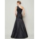 Classy Sleeveless One Shoulders Pleats Long Taffeta Bridesmaid Dresses