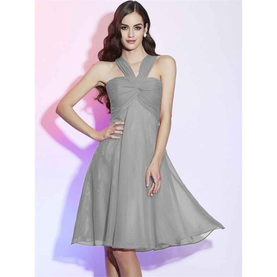 Charming Halter Sleeveless Pleats Short Chiffon Bridesmaid Dresses