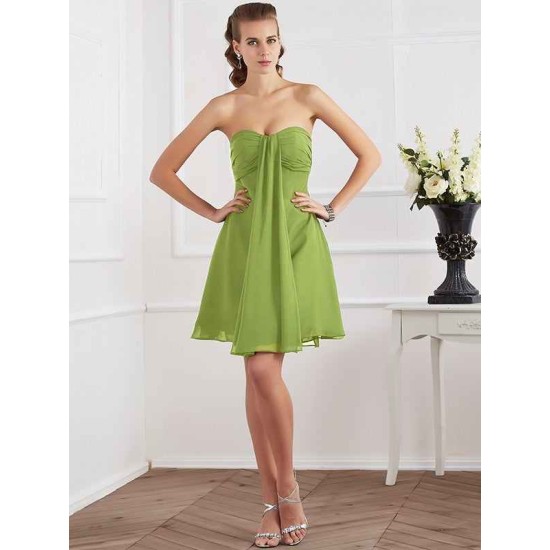 Charming Strapless Sleeveless Pleats Short Chiffon Bridesmaid Dresses