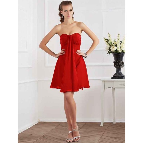 Charming Strapless Sleeveless Pleats Short Chiffon Bridesmaid Dresses