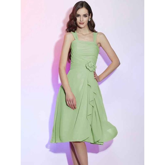 Charming Straps Sleeveless Pleats Applique Short Chiffon Bridesmaid Dresses