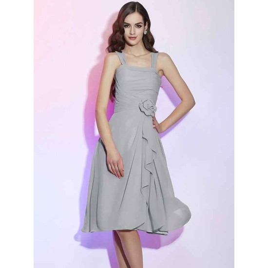 Charming Straps Sleeveless Pleats Applique Short Chiffon Bridesmaid Dresses