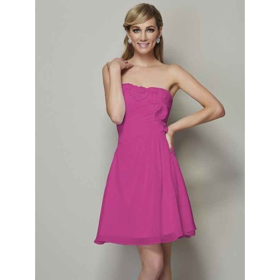 Charming Strapless Sleeveless Pleats Applique Short Chiffon Bridesmaid Dresses