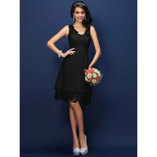 V-Neck Elegant Lace Sleeveless Short Bridesmaid Dresses