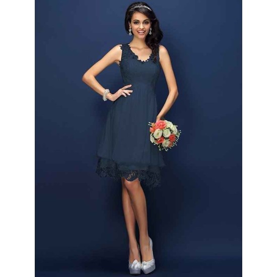 V-Neck Elegant Lace Sleeveless Short Bridesmaid Dresses