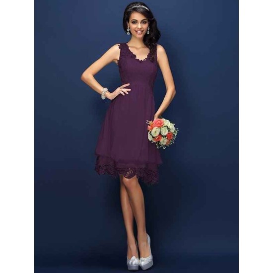 V-Neck Elegant Lace Sleeveless Short Bridesmaid Dresses