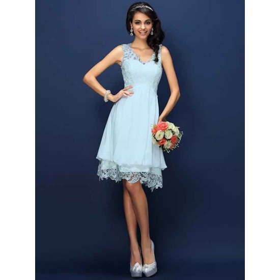 V-Neck Elegant Lace Sleeveless Short Bridesmaid Dresses