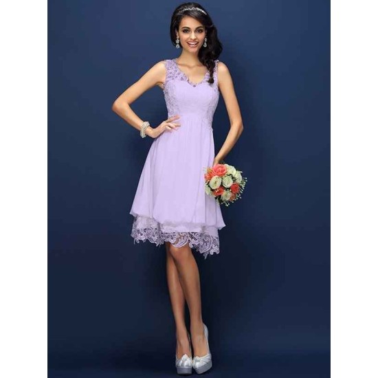 V-Neck Elegant Lace Sleeveless Short Bridesmaid Dresses