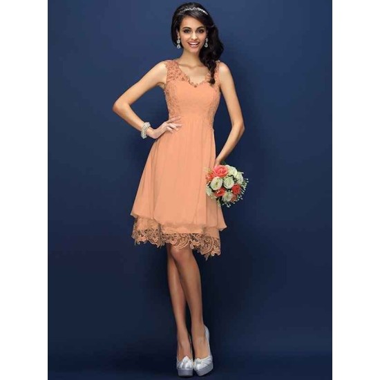 V-Neck Elegant Lace Sleeveless Short Bridesmaid Dresses