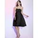 Charming Strapless Sleeveless Hand-Made Flower Short Net Bridesmaid Dresses
