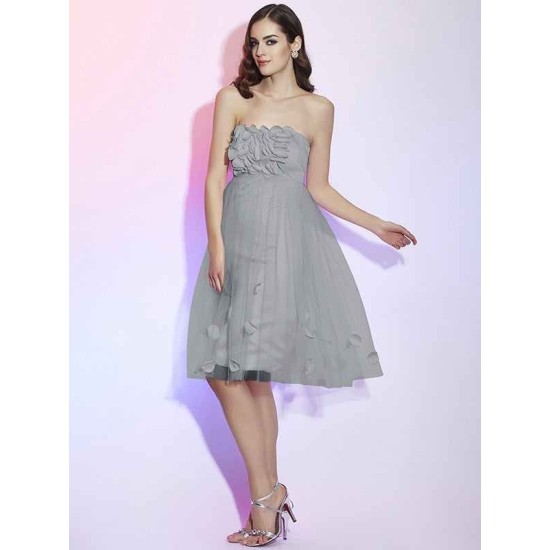 Charming Strapless Sleeveless Hand-Made Flower Short Net Bridesmaid Dresses
