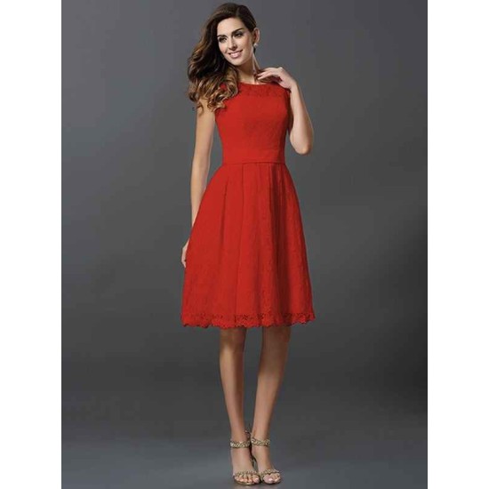Chic Sleeveless Short Lace Bridesmaid Dresses