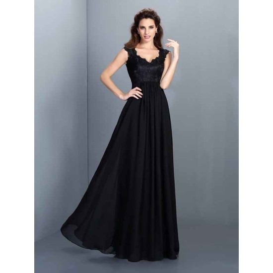Chic Lace Sleeveless Long Chiffon Bridesmaid Dresses