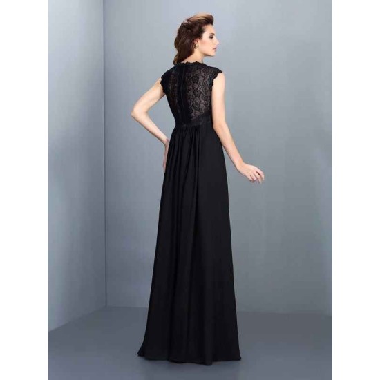 Chic Lace Sleeveless Long Chiffon Bridesmaid Dresses