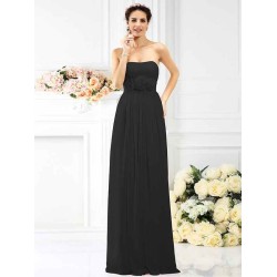 Charming Strapless Hand-Made Flower Sleeveless Long Chiffon Bridesmaid Dresses