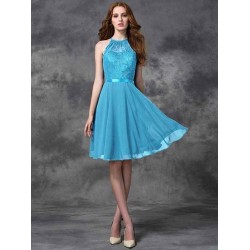 Charming Halter Lace Sleeveless Short Chiffon Bridesmaid Dresses