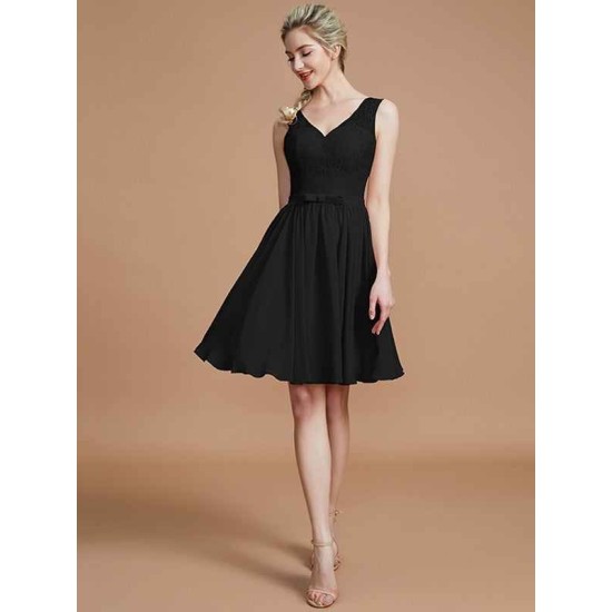 V-Neck Elegant Sleeveless Lace Short/Mini Chiffon Bridesmaid Dresses