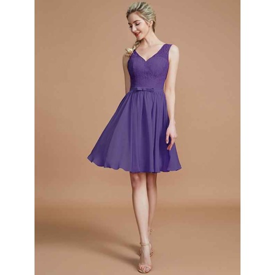 V-Neck Elegant Sleeveless Lace Short/Mini Chiffon Bridesmaid Dresses