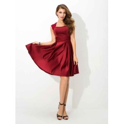 Charming Straps Pleats Sleeveless Short Satin Bridesmaid Dresses